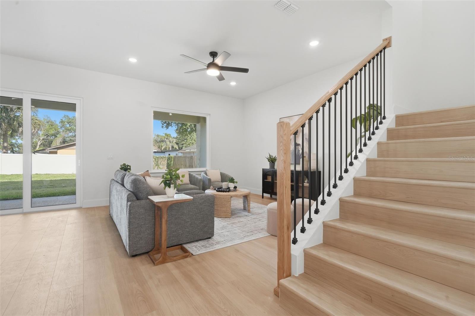 RICHMOND TERRACE - Residential