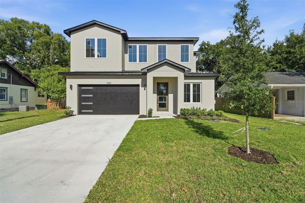 Photo of 1907 Mae Street, Orlando, FL 32806 (MLS # O6402441)