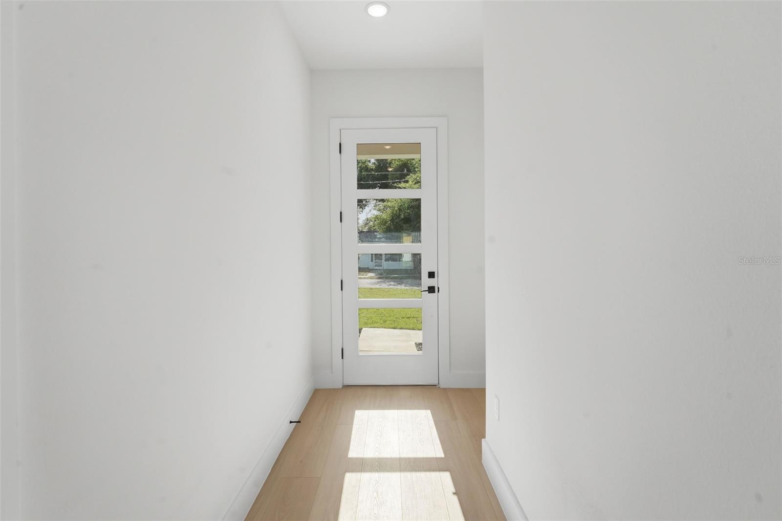 RICHMOND TERRACE - Residential