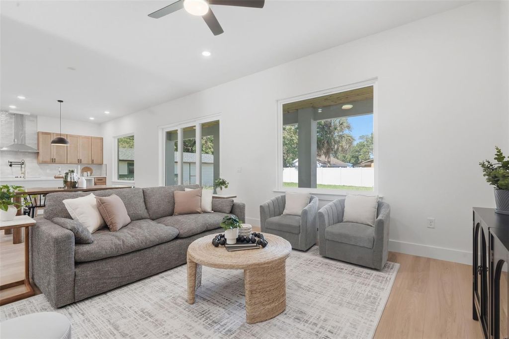 Photo of 1907 Mae Street, Orlando, FL 32806 (MLS # O6402441)