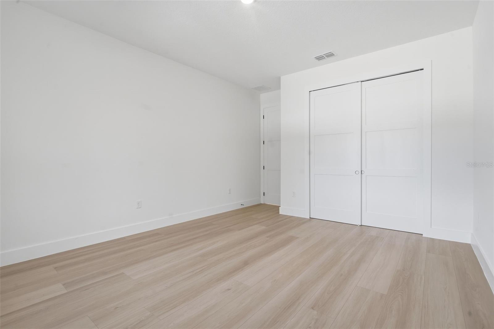 RICHMOND TERRACE - Residential