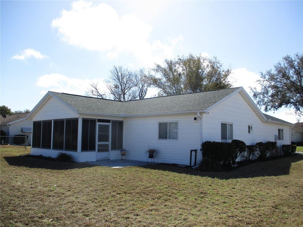 Photo of 11653 SW 138th Lane, Dunnellon, FL 34432 (MLS # OM720121)