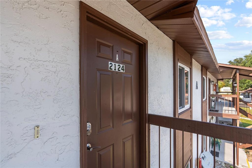 Photo of 39132 County Road 54 #2124, Zephyrhills, FL 33542 (MLS # TB8461688)