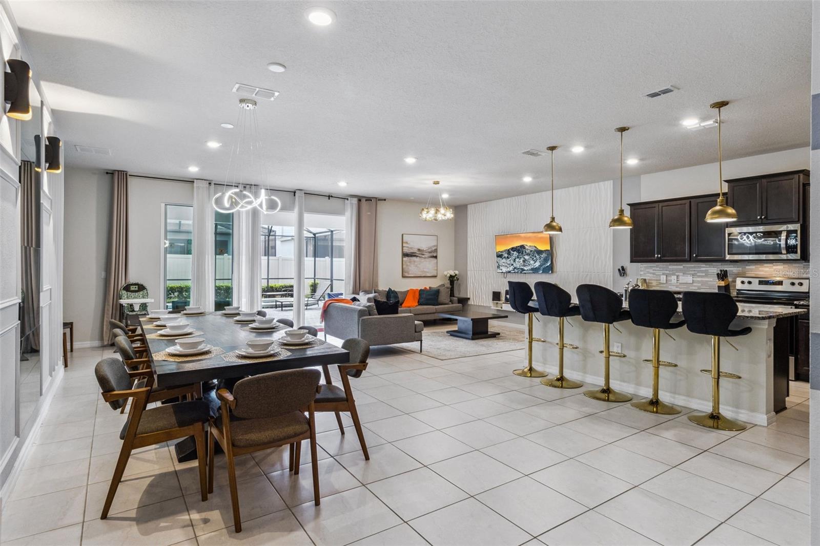 WINDSOR ISLAND RESIDENCE PH 2A - Residential