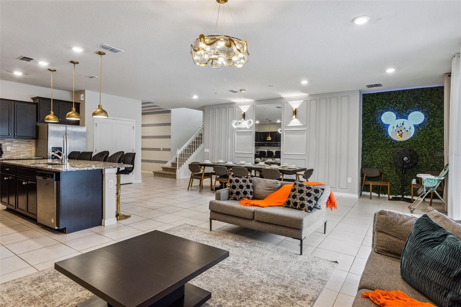 WINDSOR ISLAND RESIDENCE PH 2A - Residential