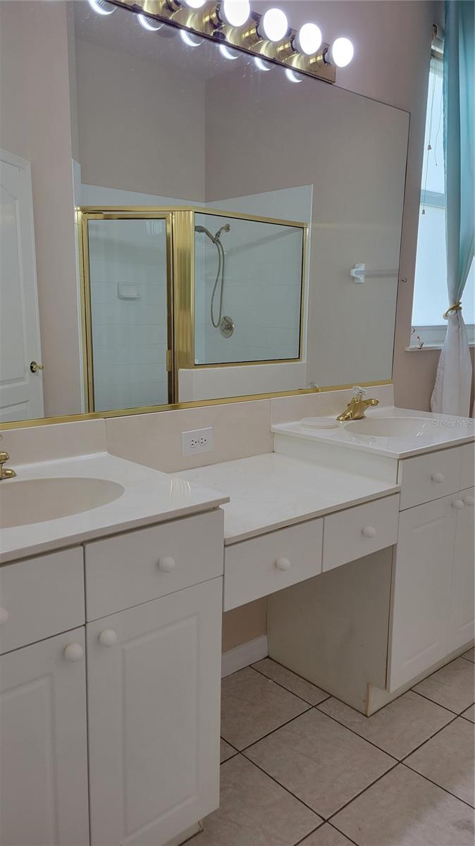 CHAPARRAL - Residential Lease