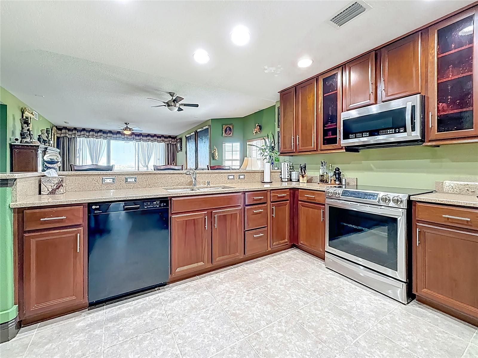 7296 MARATHON DRIVE 406