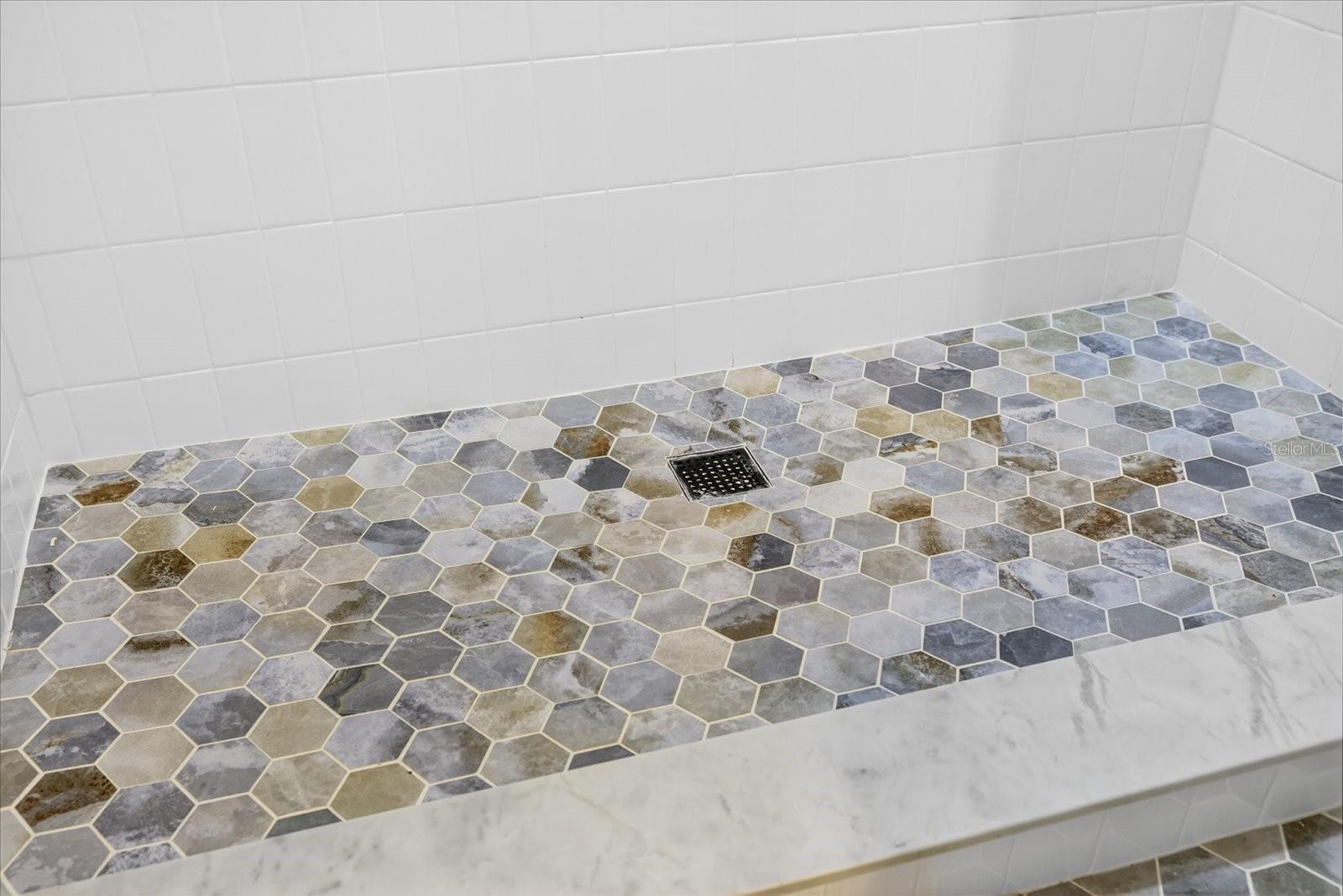 FLOR A MAR - Residential