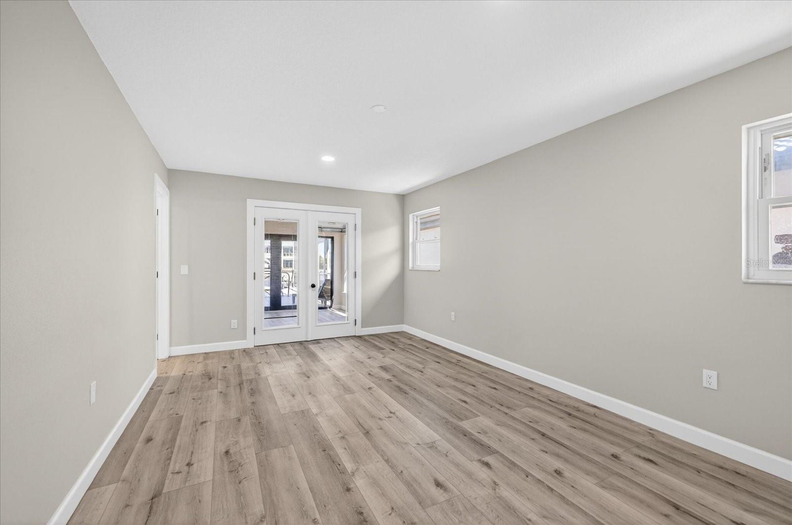 FLOR A MAR - Residential