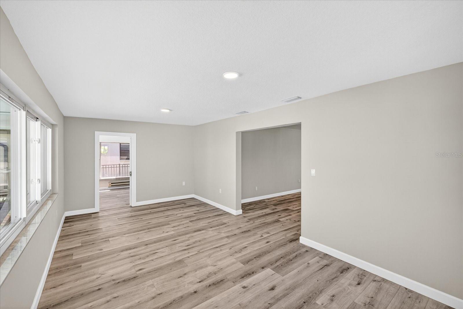 FLOR A MAR - Residential