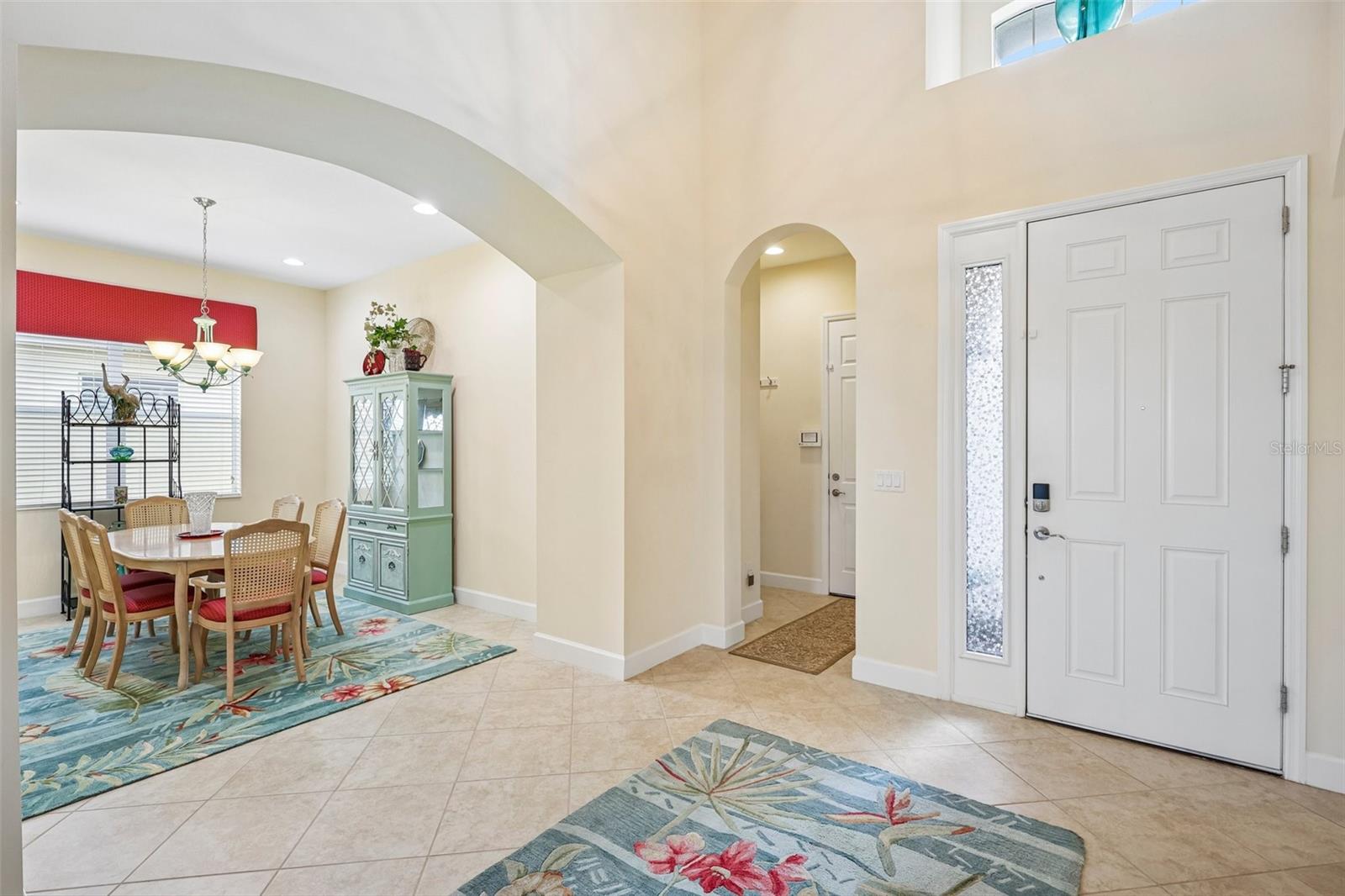 1823 PACIFIC DUNES DRIVE, SUN CITY CENTER, FL, 33573 3 1823 PACIFIC DUNES DRIVE