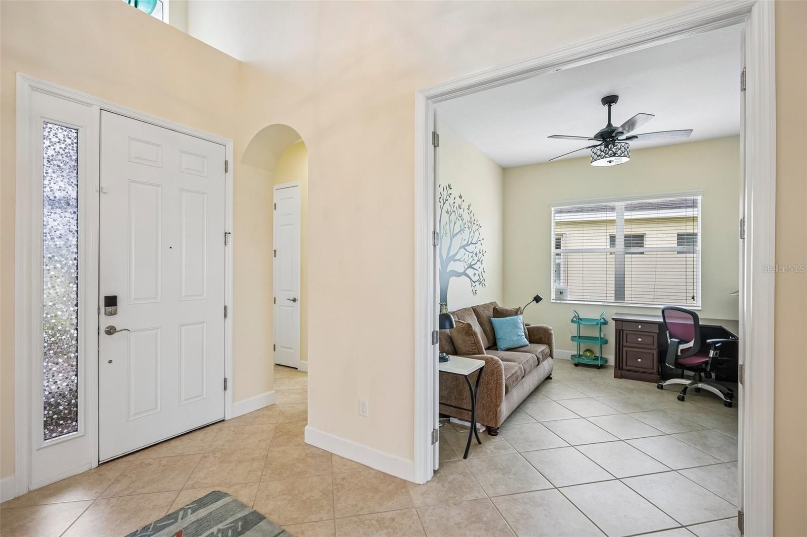 1823 PACIFIC DUNES DRIVE, SUN CITY CENTER, FL, 33573 4 1823 PACIFIC DUNES DRIVE