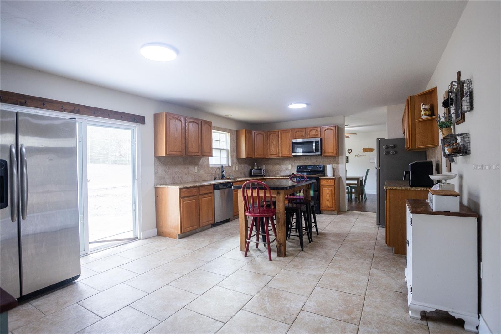 RAINBOW LAKES ESTATE - Residential