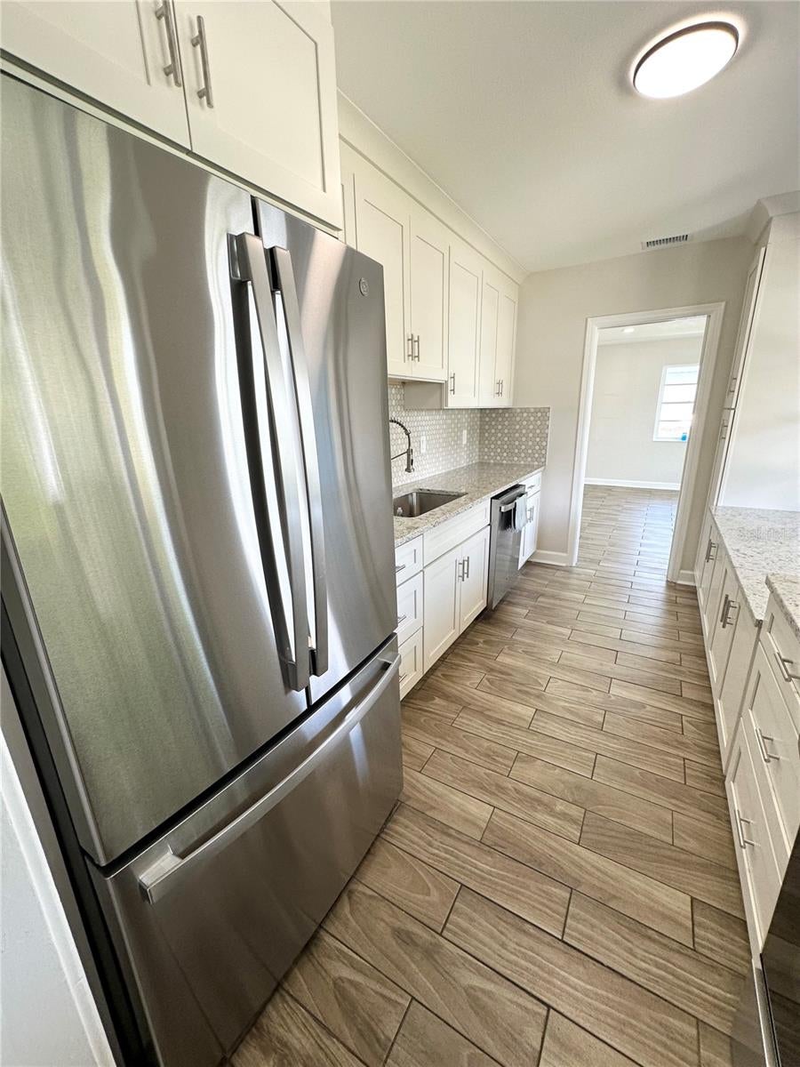 3101 13TH AVENUE W, BRADENTON, FL, 34205 2 3101 13TH AVENUE W