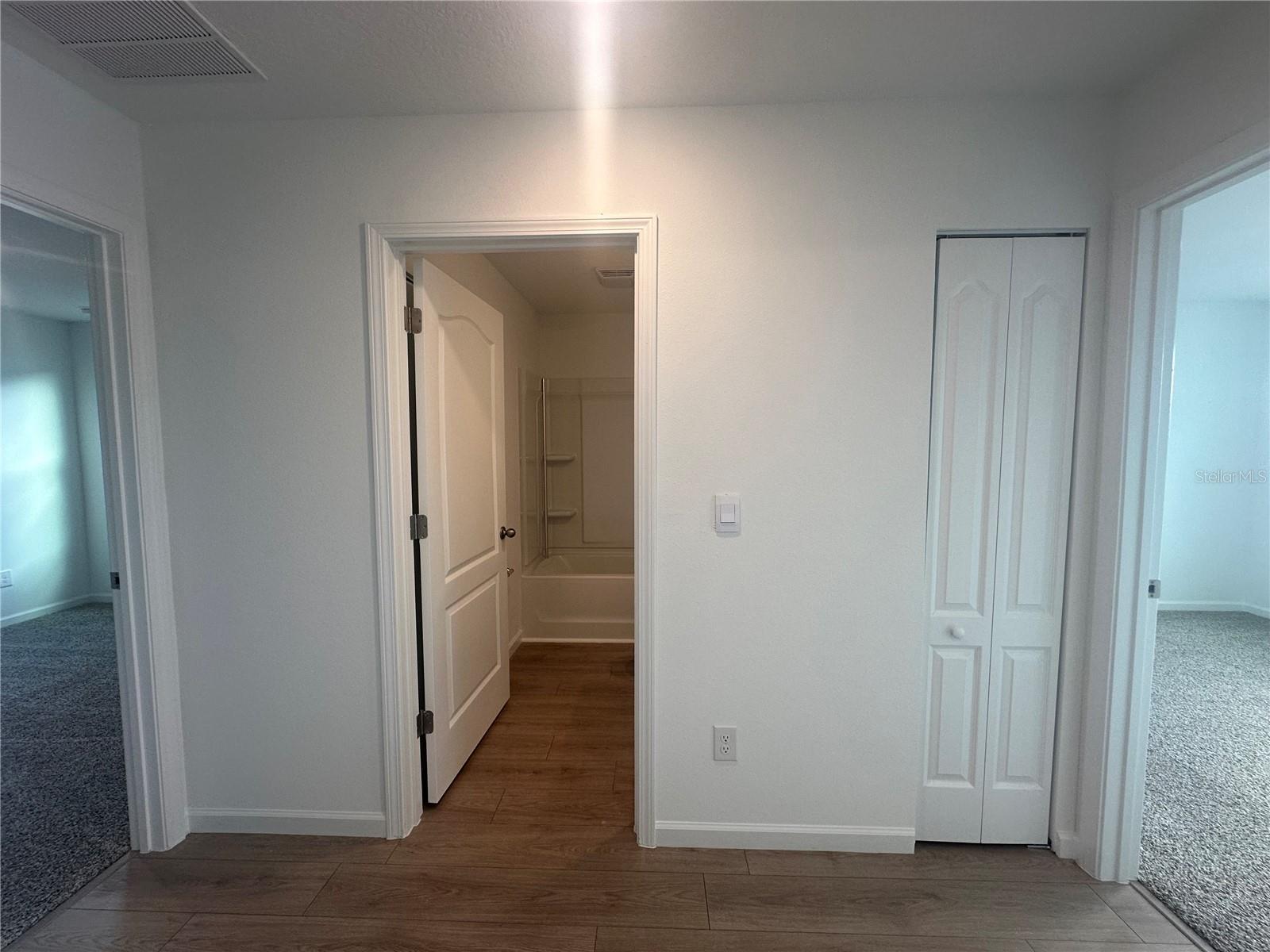 ENTRADA - Residential