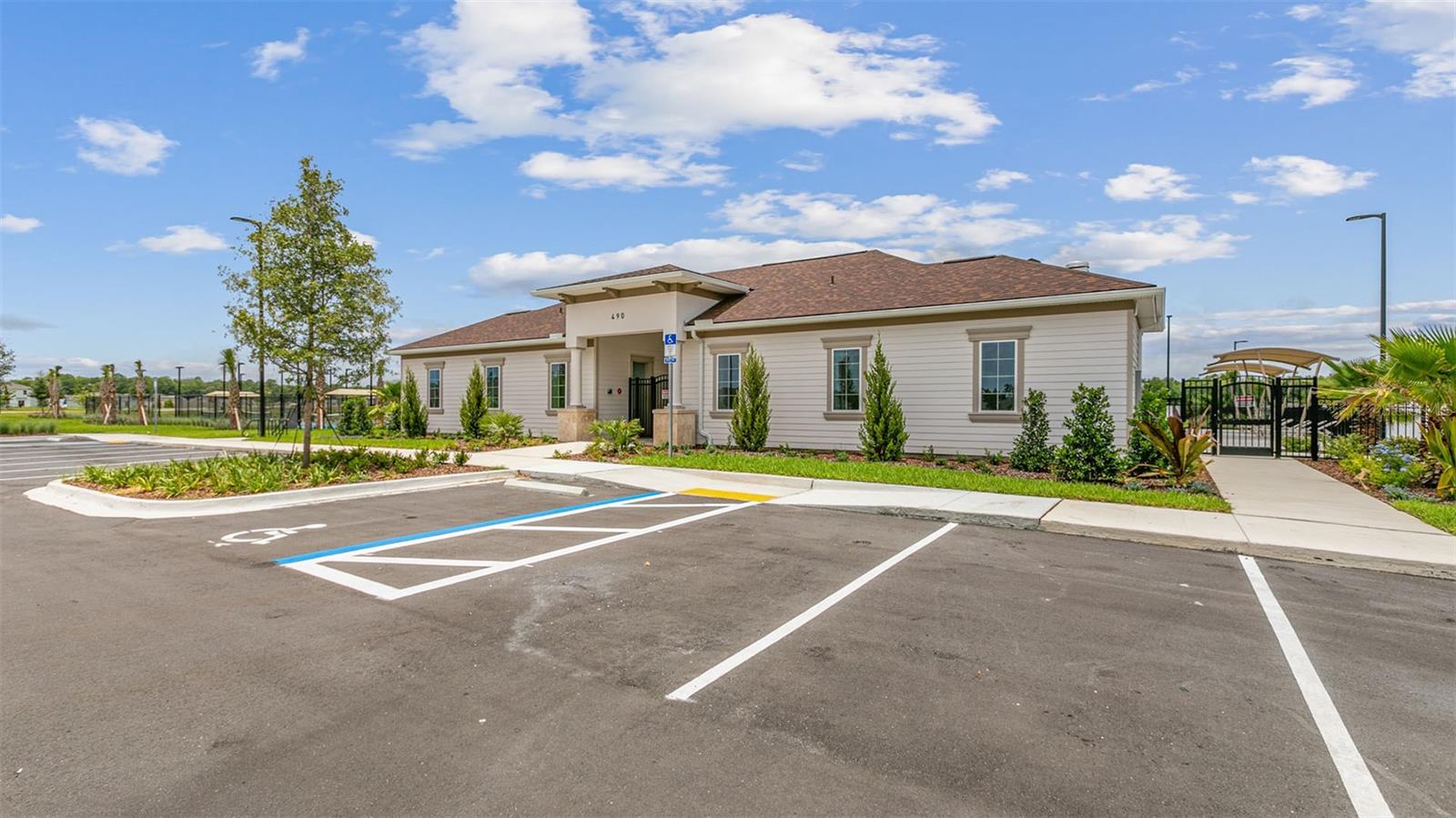 ENTRADA - Residential