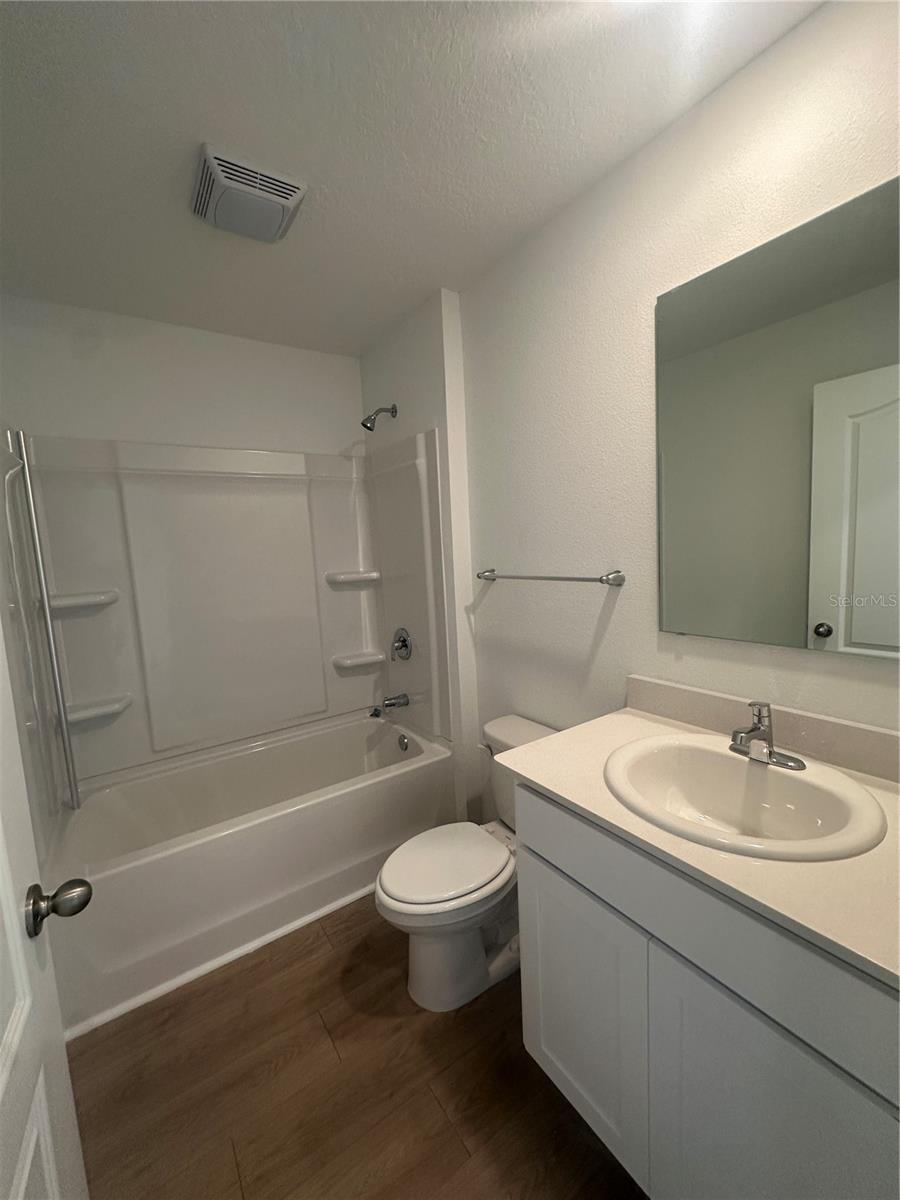 ENTRADA - Residential