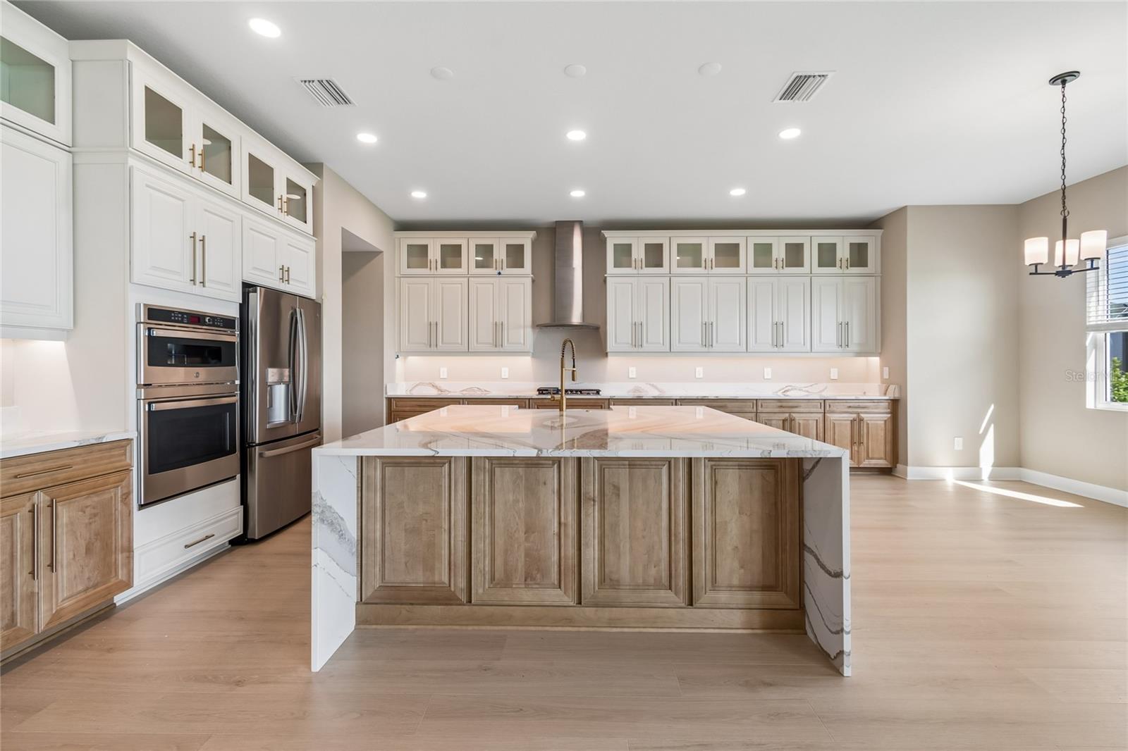 1170 KINGS WAY DRIVE