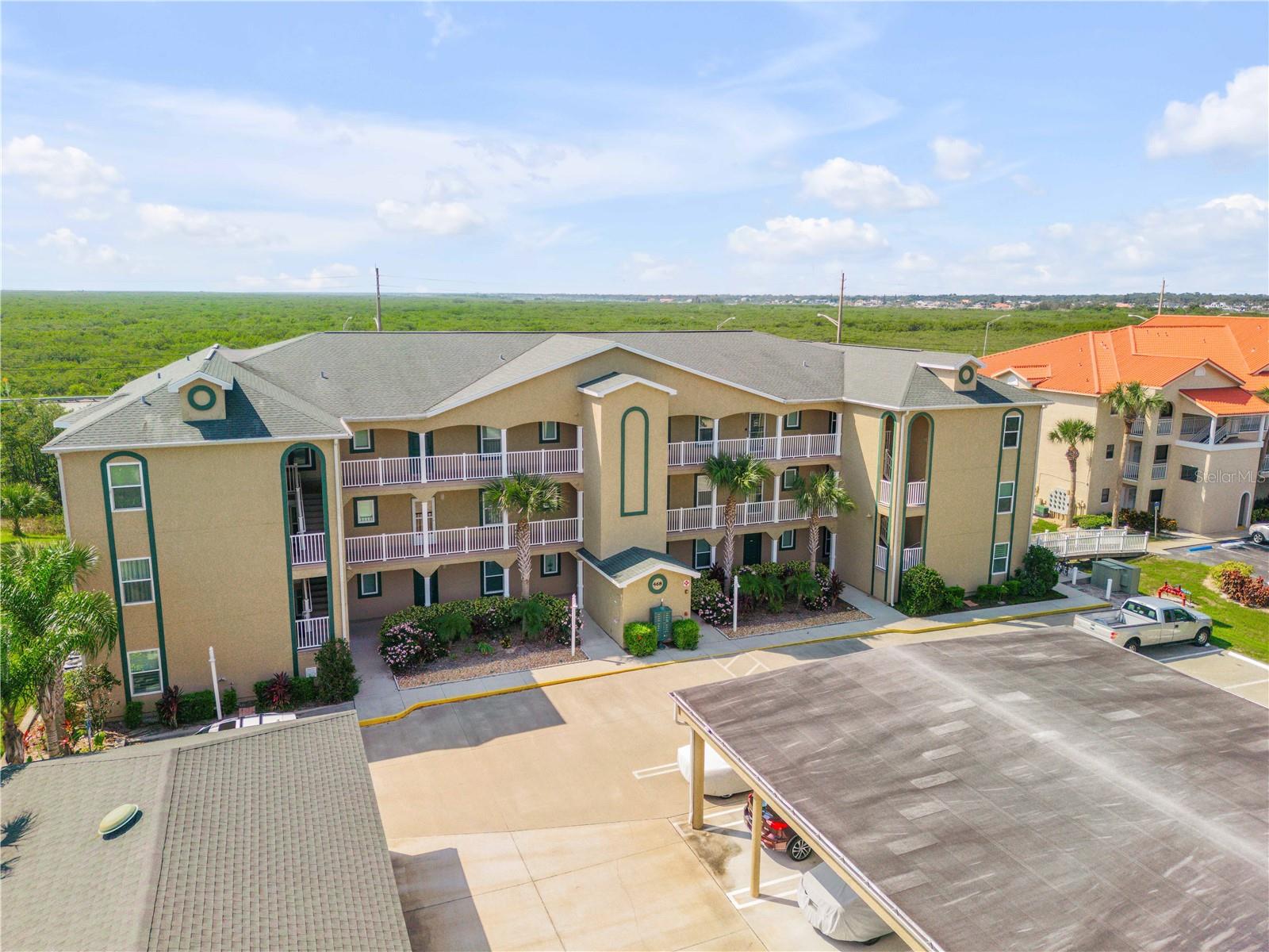 468 BOUCHELLE DRIVE 325