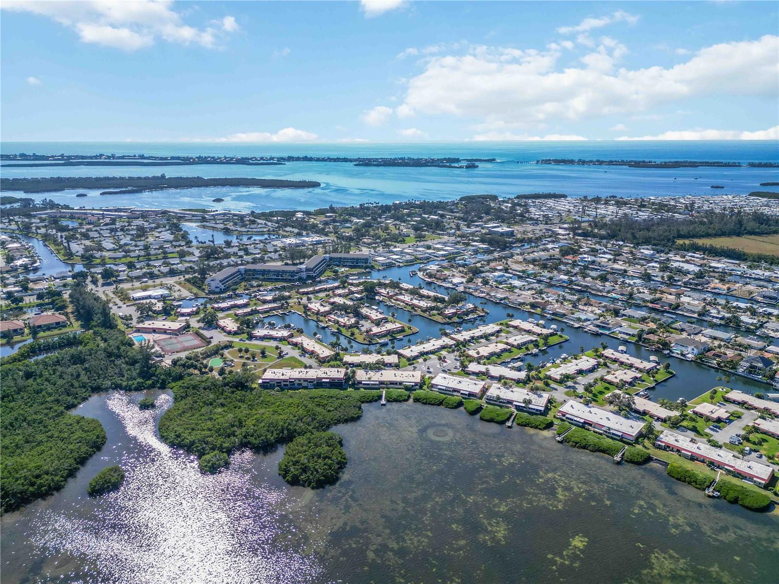 PALMA SOLA HARBOUR SEC 1 - Residential