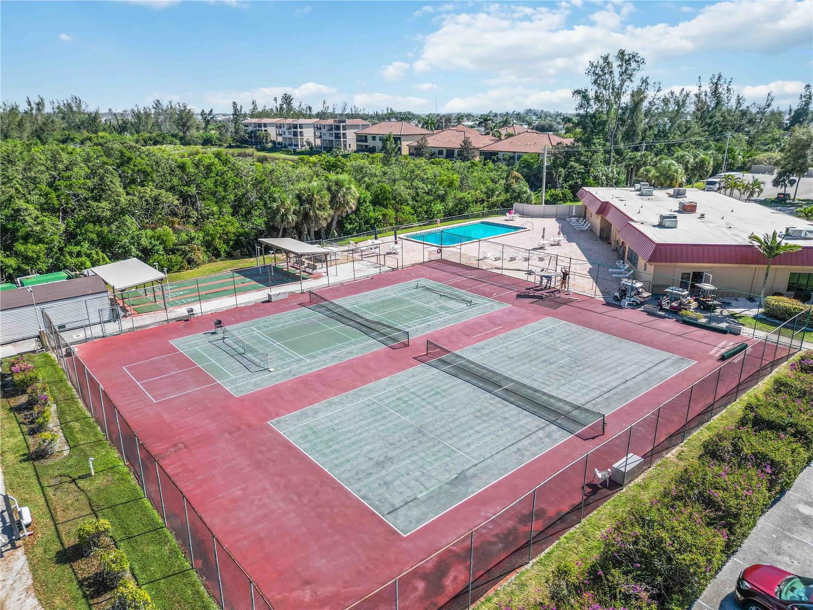 PALMA SOLA HARBOUR SEC 1 - Residential