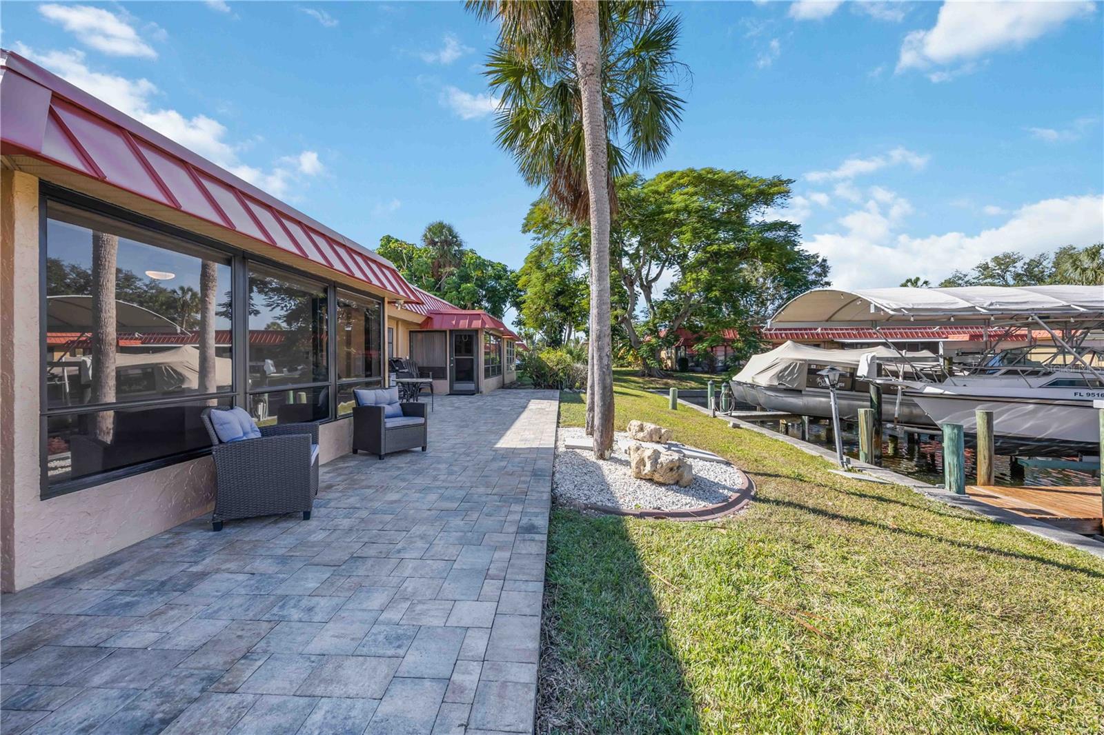 PALMA SOLA HARBOUR SEC 1 - Residential