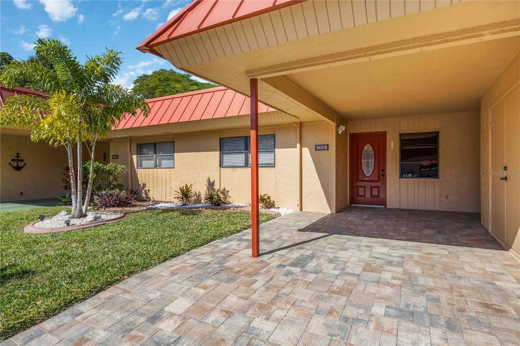 Photo of 9608 Valencia Cove, Bradenton, FL 34210 (MLS # A4672787)