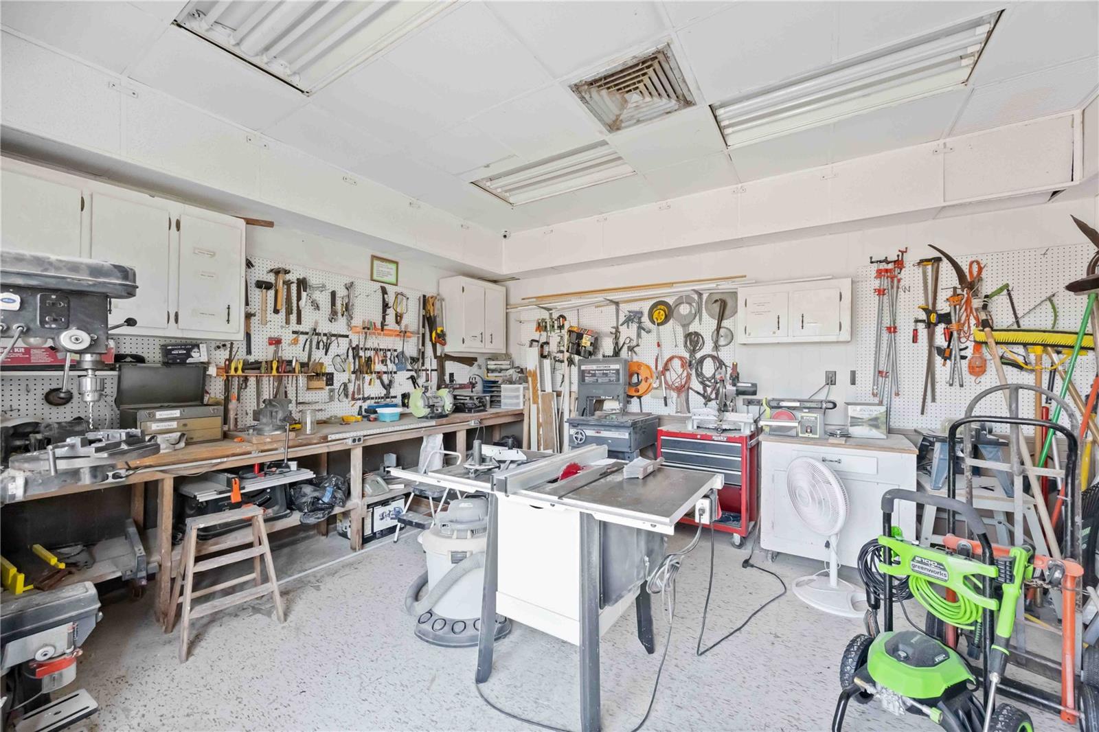 PALMA SOLA HARBOUR SEC 1 - Residential