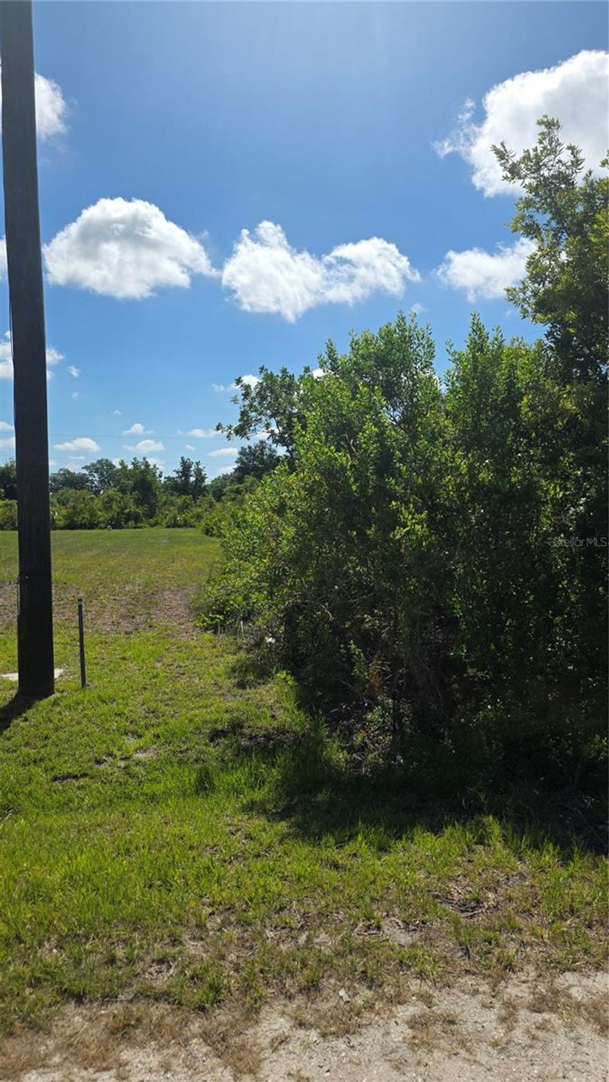 Beautiful private, dead end road with new homes. This is such a nice hideaway! The street is lined with homes that show pride of ownership. Flood zone X!  Nice lot in Harbor Heights! Neighbors are starting to build, you can too!  80x125 lot. Close to I75, the PG airport, the new BucCee's planned.  Just a few minutes to the Harbor Heights park. Just a quick ride over to Punta Gorda and the restaurants and social activities.   Zone X lots are hard to come by!