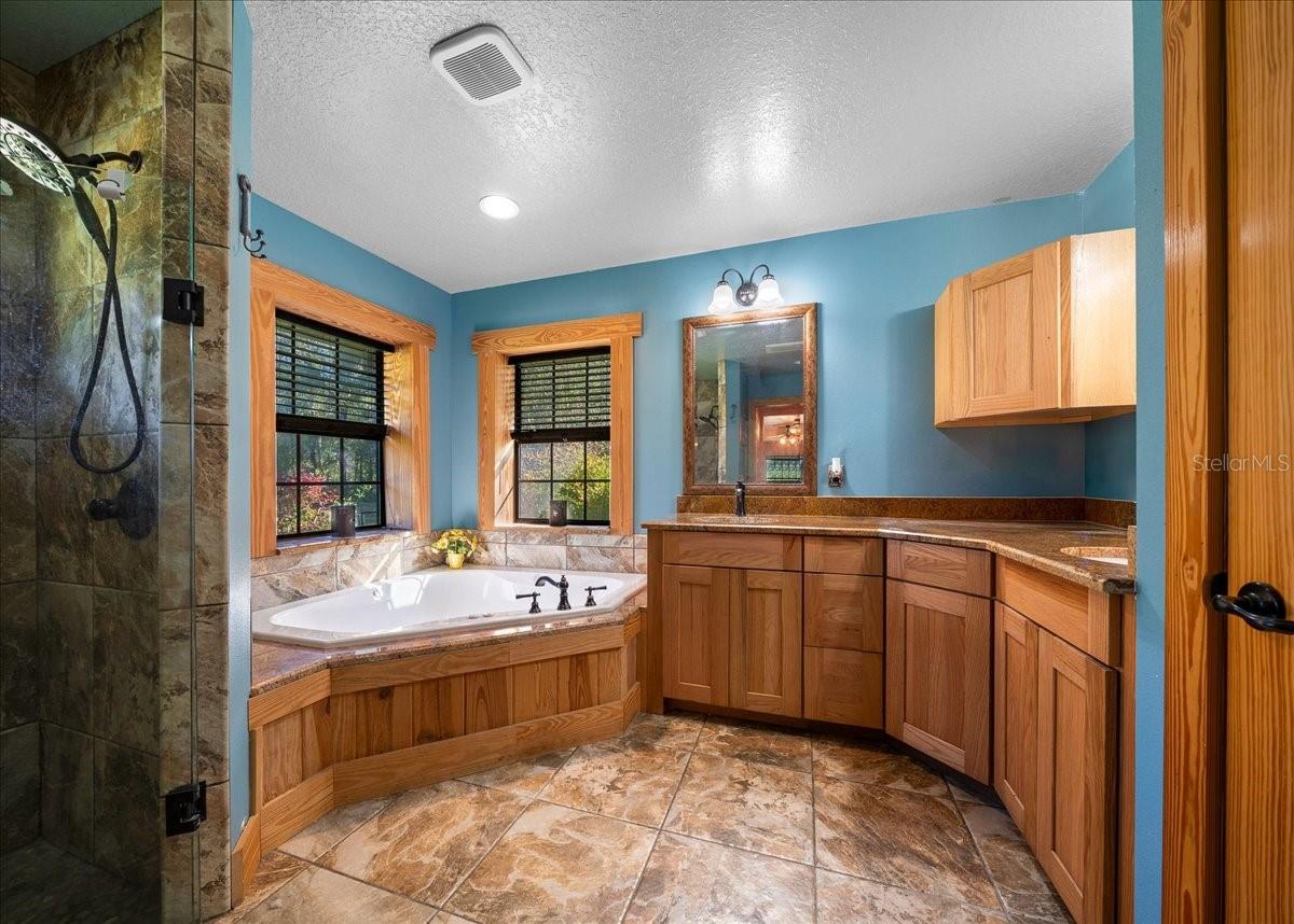 NORTH PINE RANCHETTES - Residential Lease