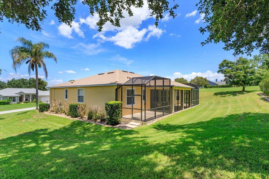 Photo of 12560 Katherine Circle, Clermont, FL 34711 (MLS # G5114359)