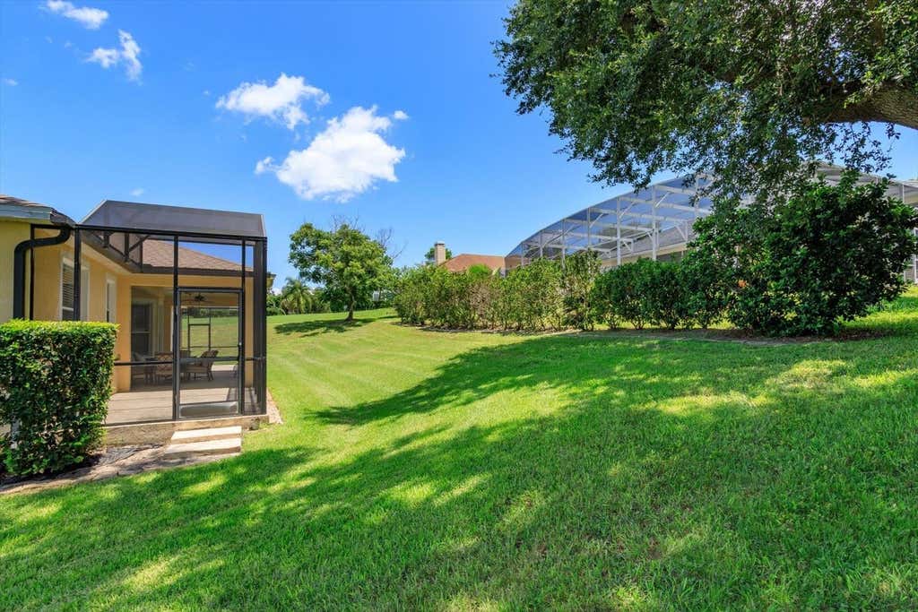 Photo of 12560 Katherine Circle, Clermont, FL 34711 (MLS # G5114359)