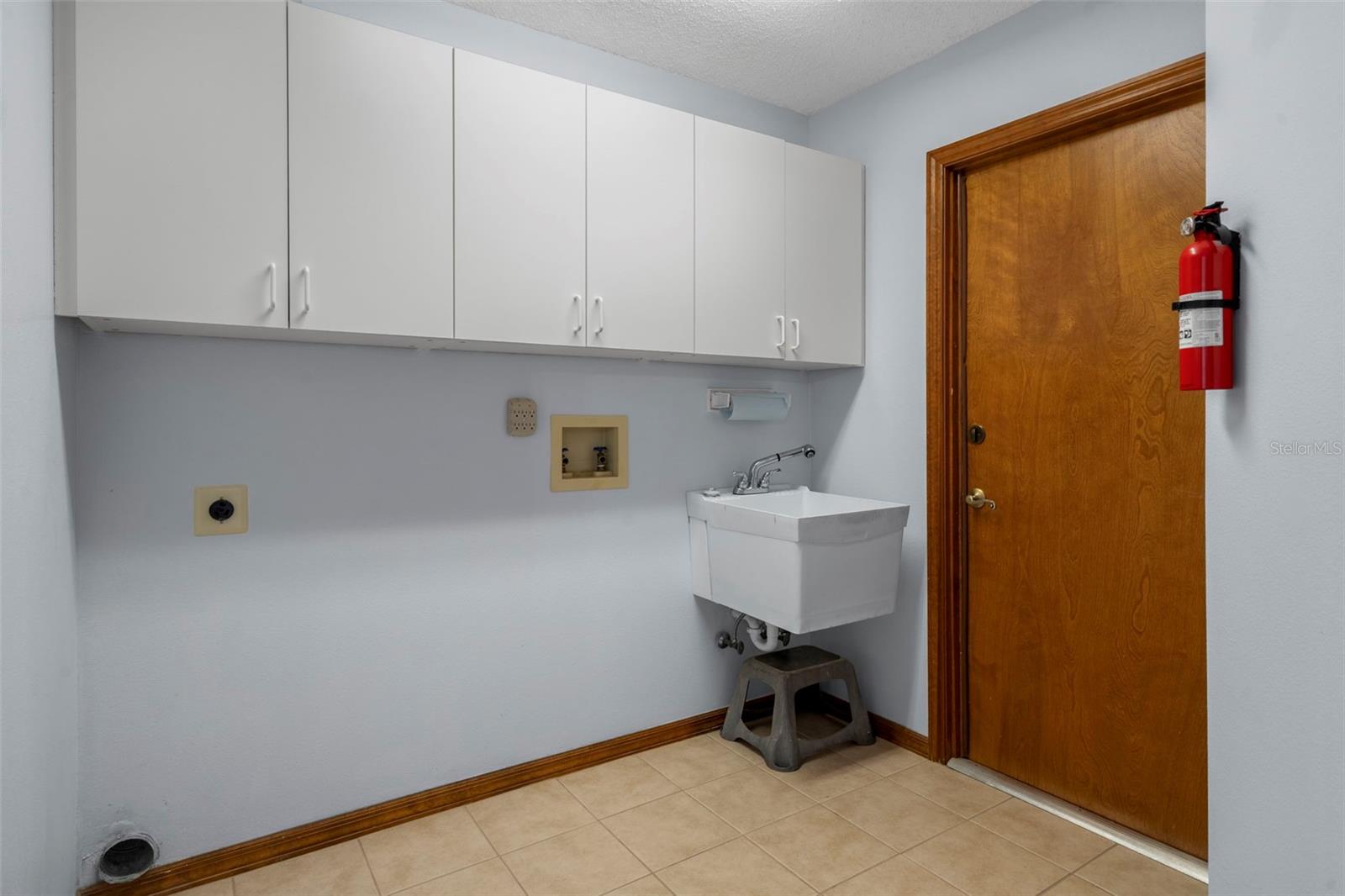 SEVEN HILLS - Residential