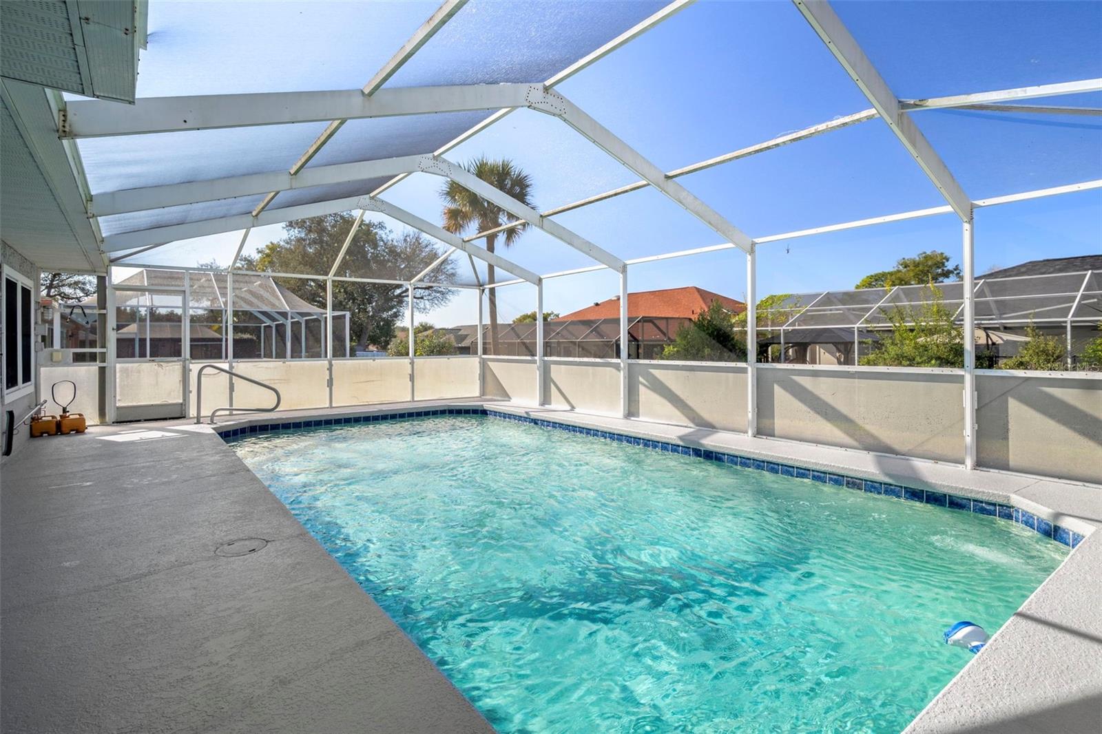 SEVEN HILLS - Residential