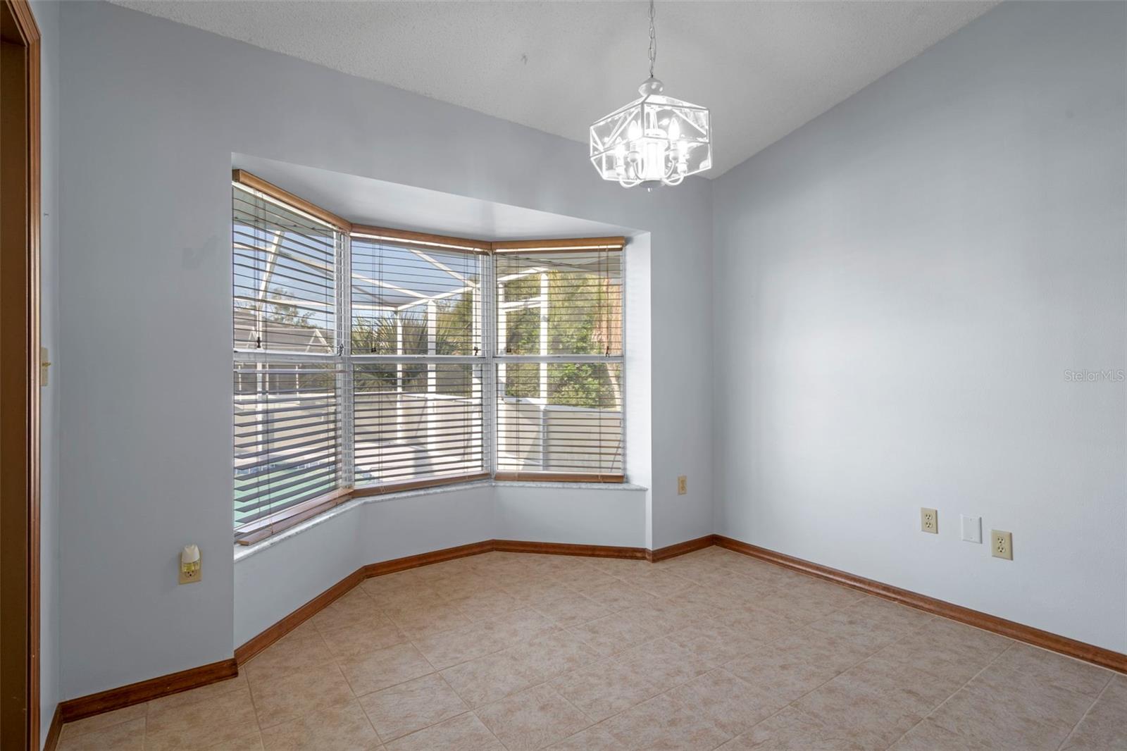 SEVEN HILLS - Residential