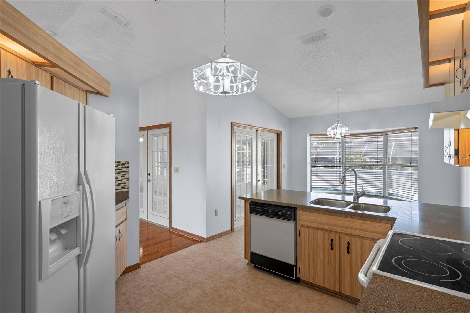 SEVEN HILLS - Residential