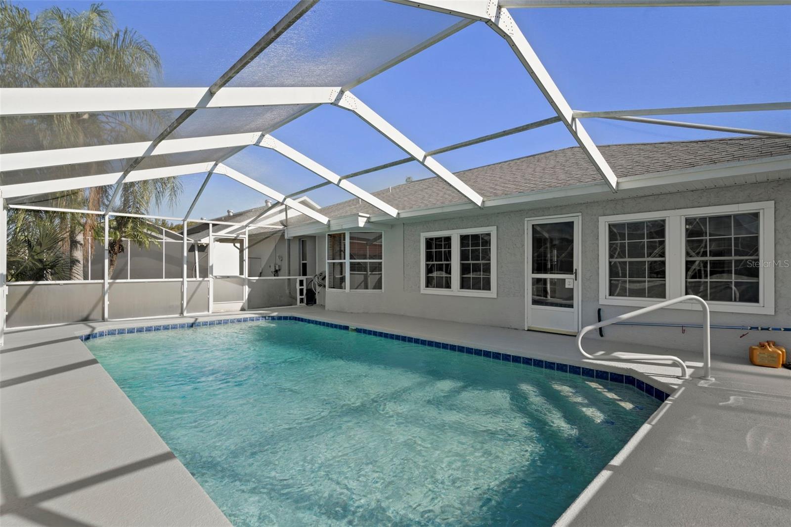 SEVEN HILLS - Residential