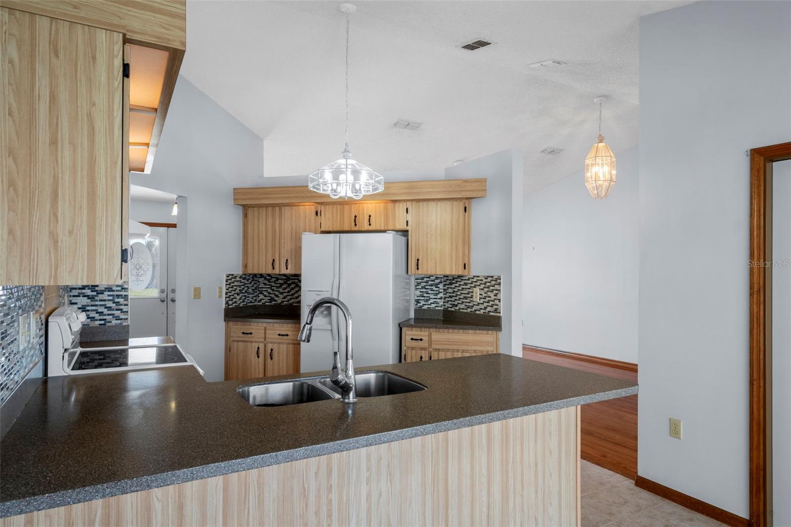 SEVEN HILLS - Residential