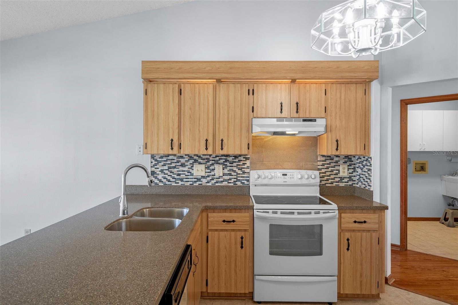 SEVEN HILLS - Residential