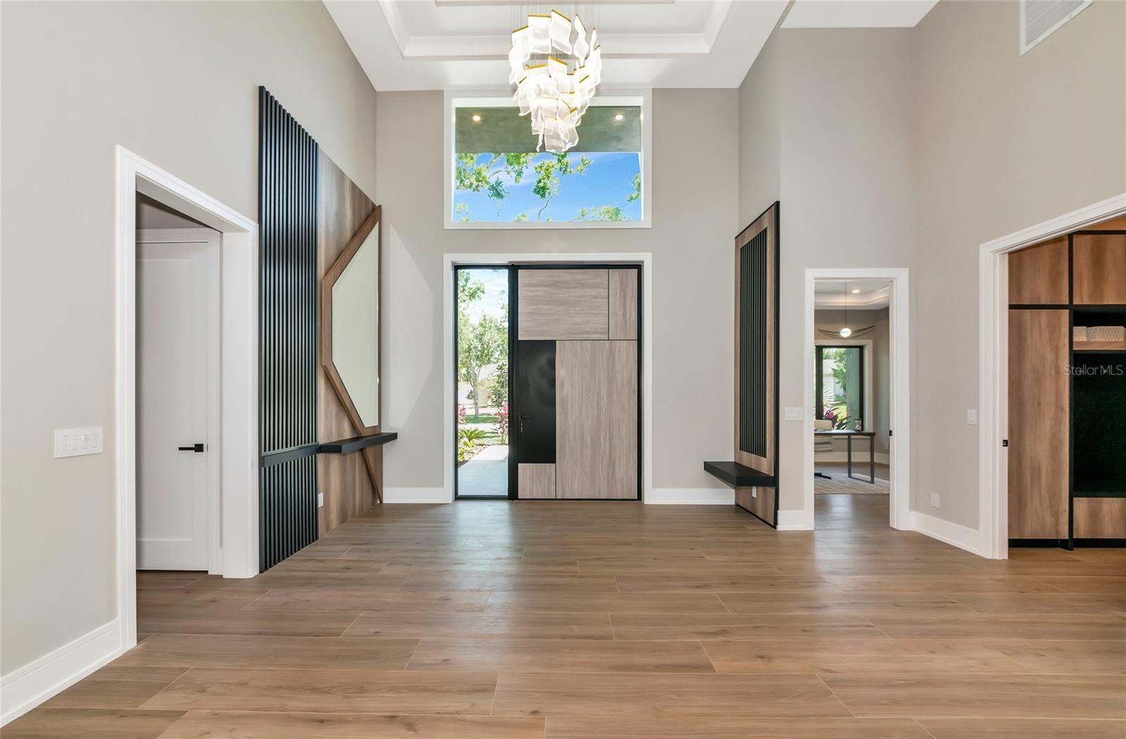 1555 EASTBROOK DRIVE