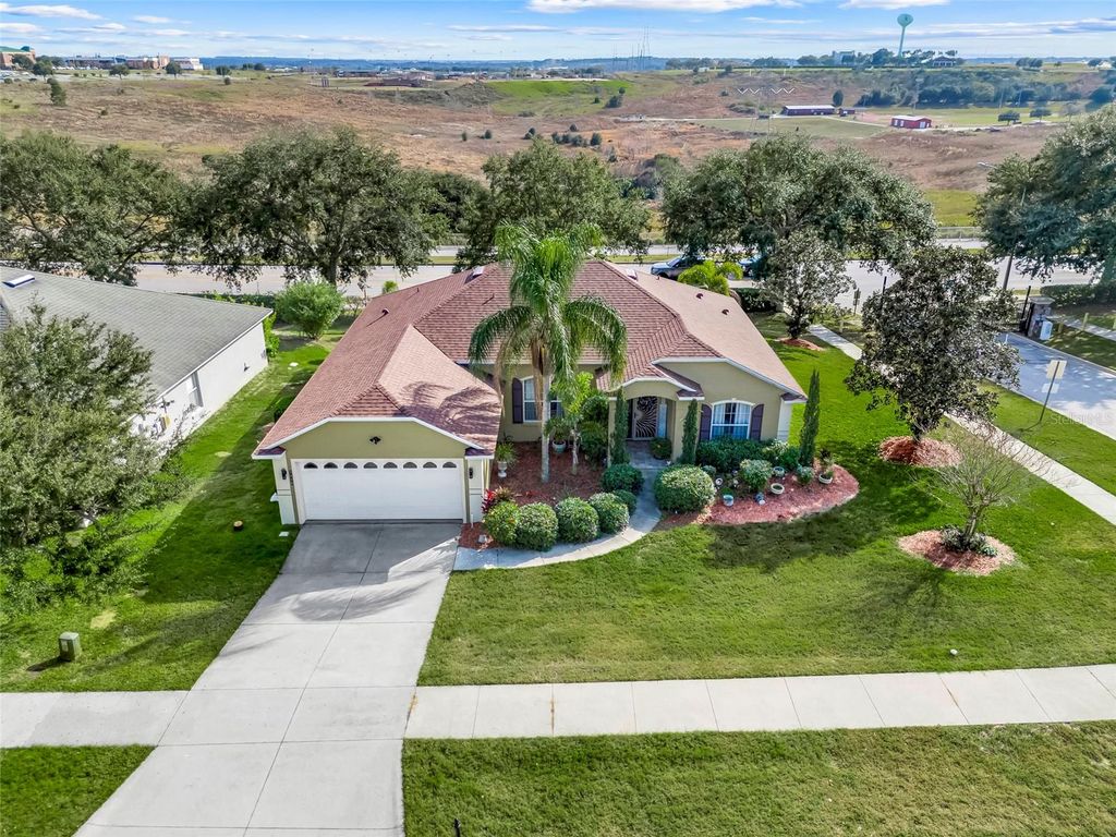 Photo of 1119 Princeton Drive, Clermont, FL 34711 (MLS # G5106322)