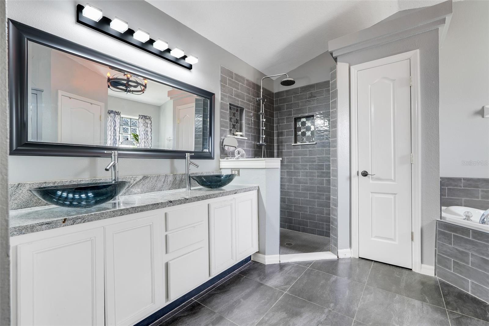 COLLEGE PARK PH 02B - Residential