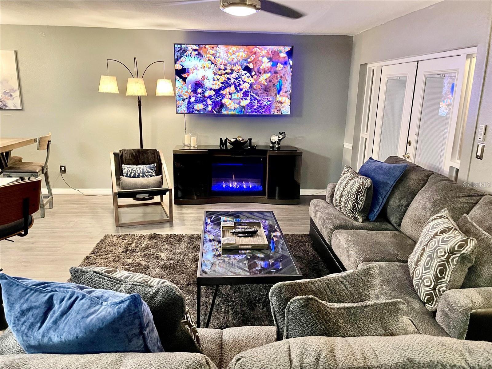 LAKE TARPON VILLAS CONDO - Residential