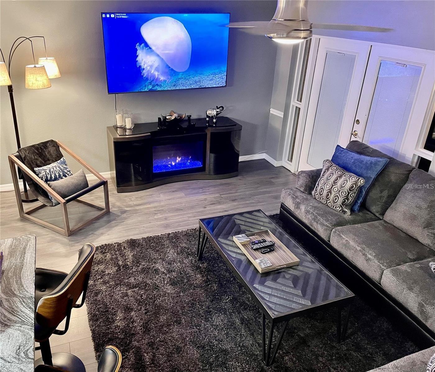 LAKE TARPON VILLAS CONDO - Residential