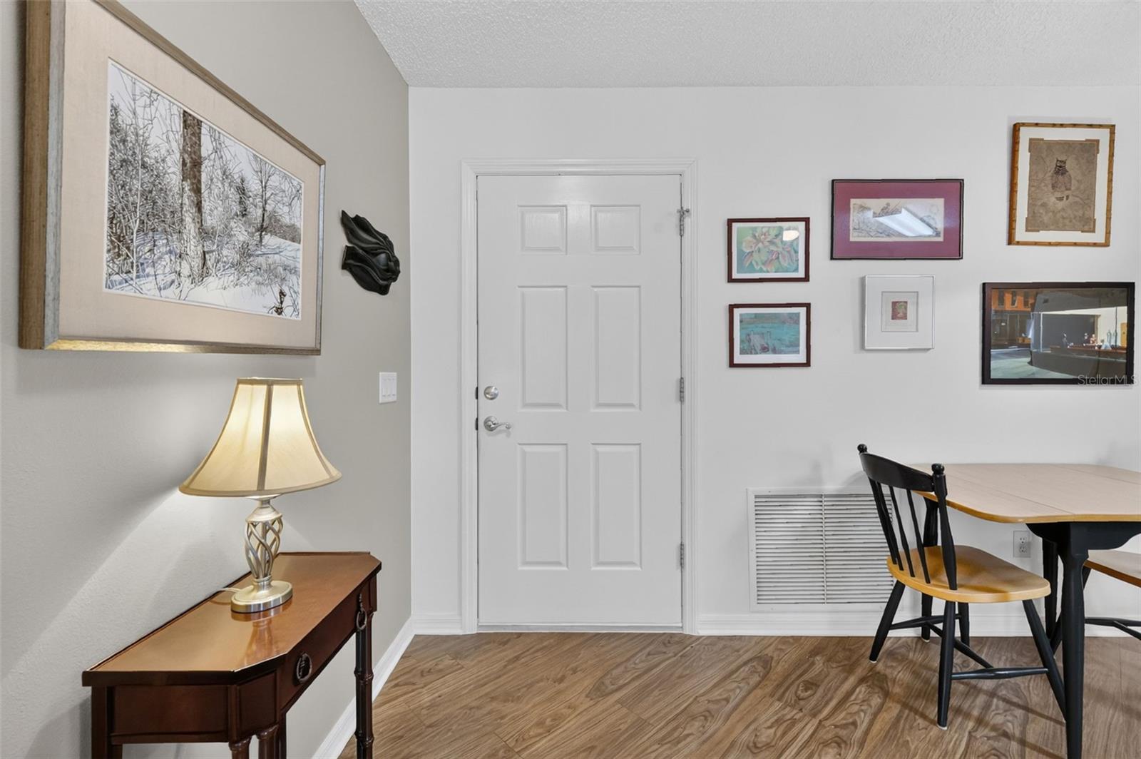 1706 FLEMINGS PLACE