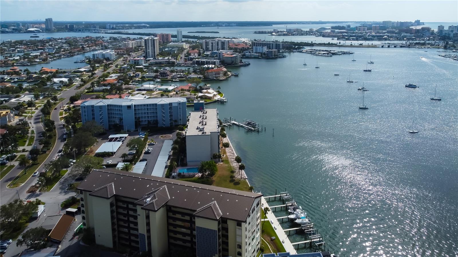 650 ISLAND WAY CONDO - Residential