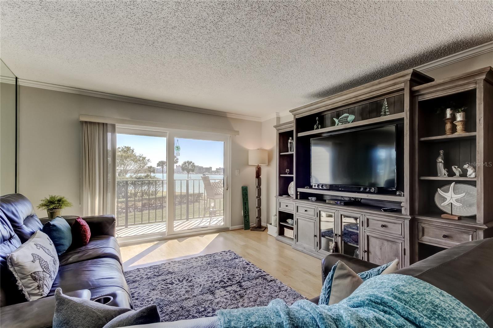 650 ISLAND WAY CONDO - Residential