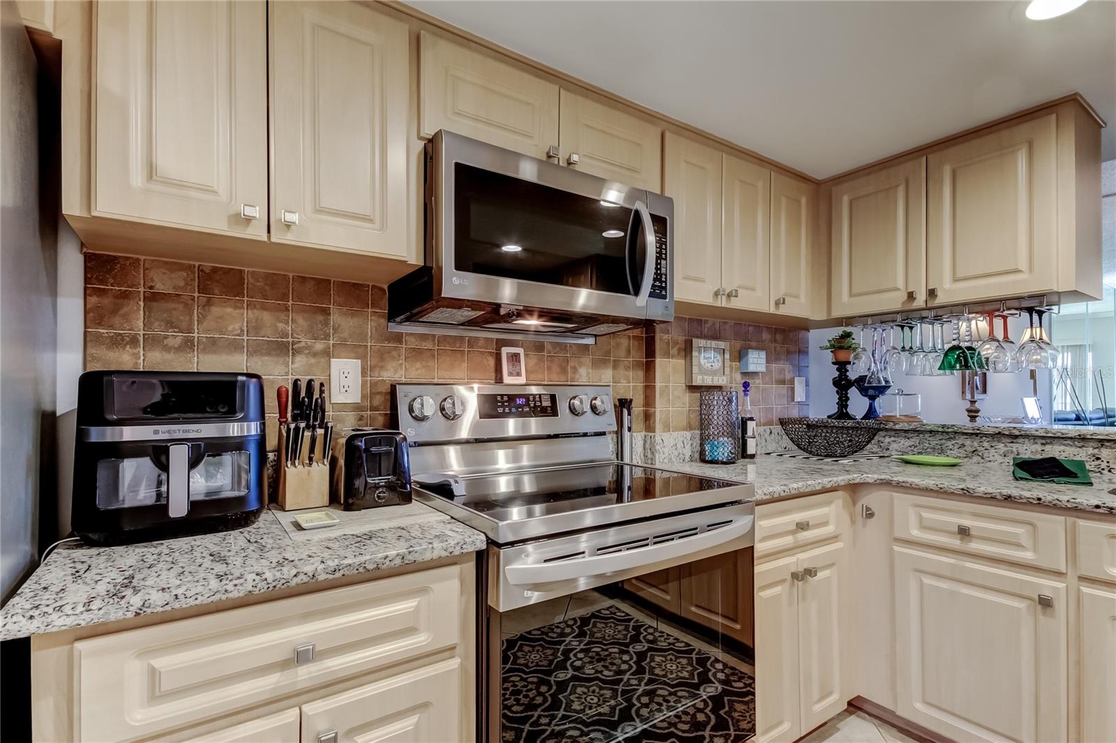 650 ISLAND WAY CONDO - Residential