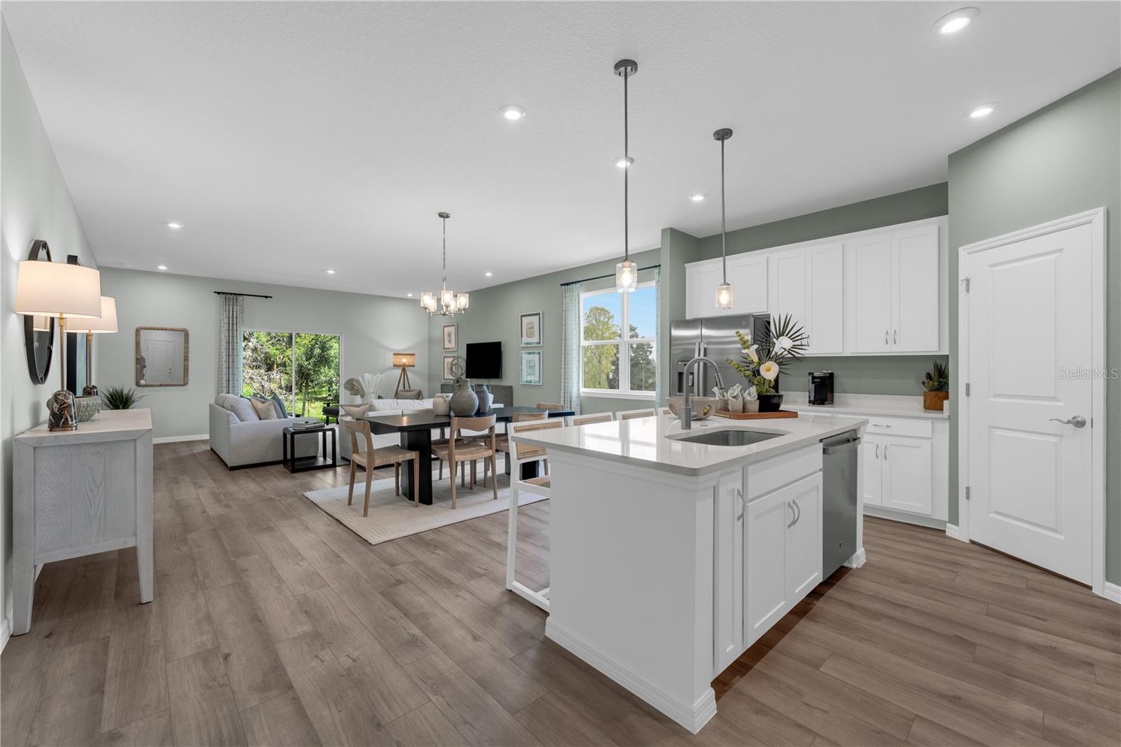AVALON PARK TAVARES - Residential