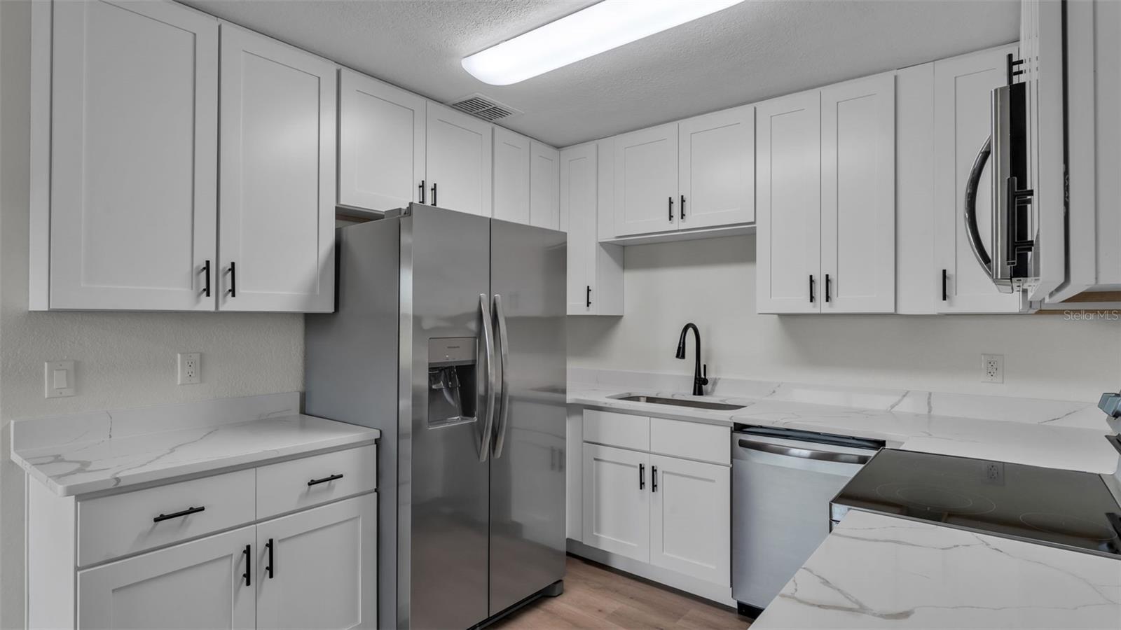 BIG BEN ACRES - Residential